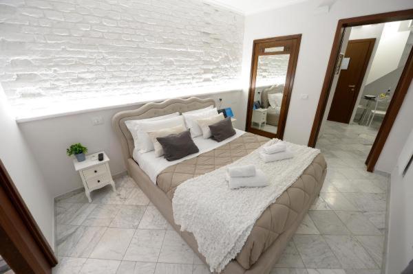 K'Alma Apartment Colosseo - Leopardi Рим Экстерьер фото